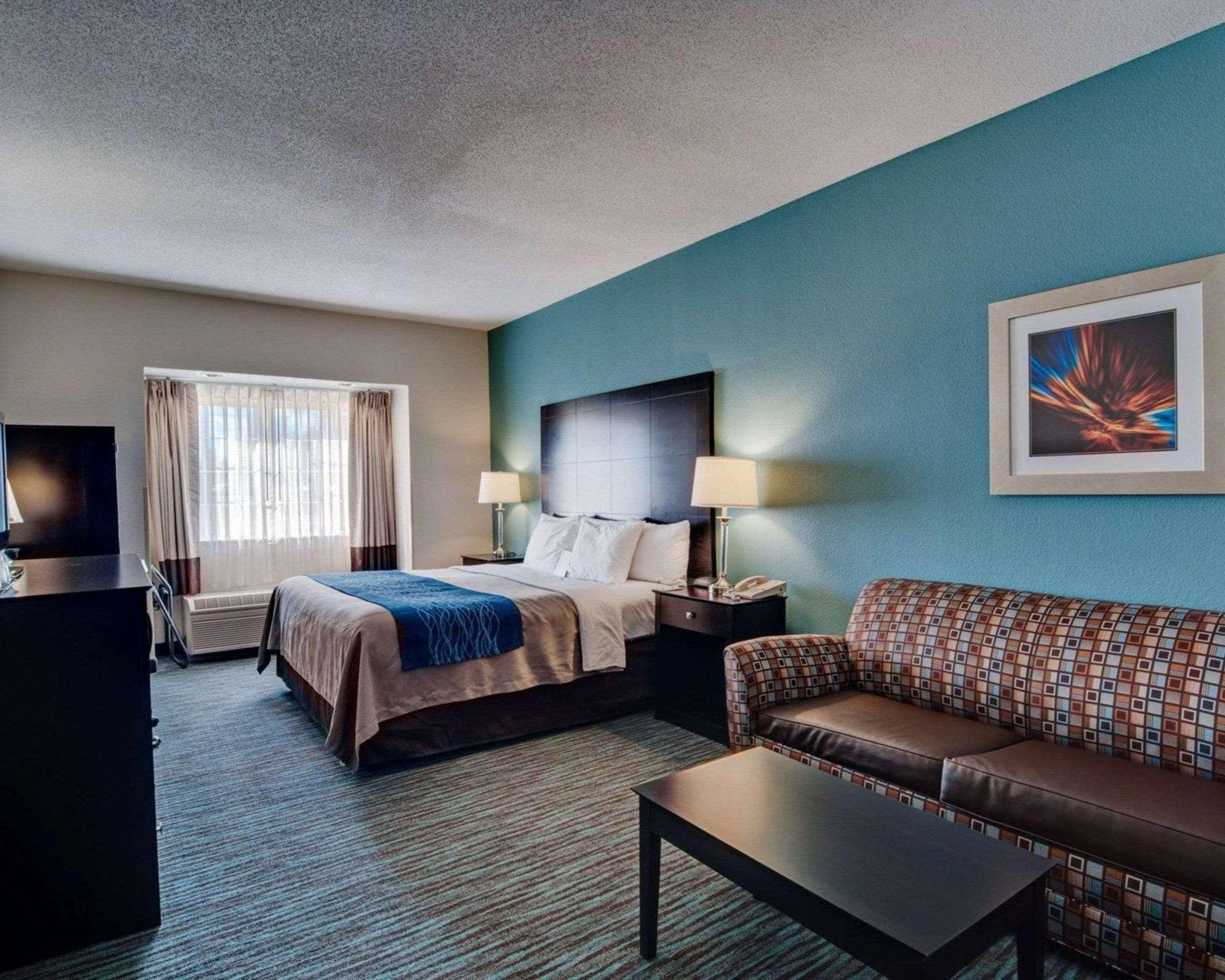 Comfort Inn 3*