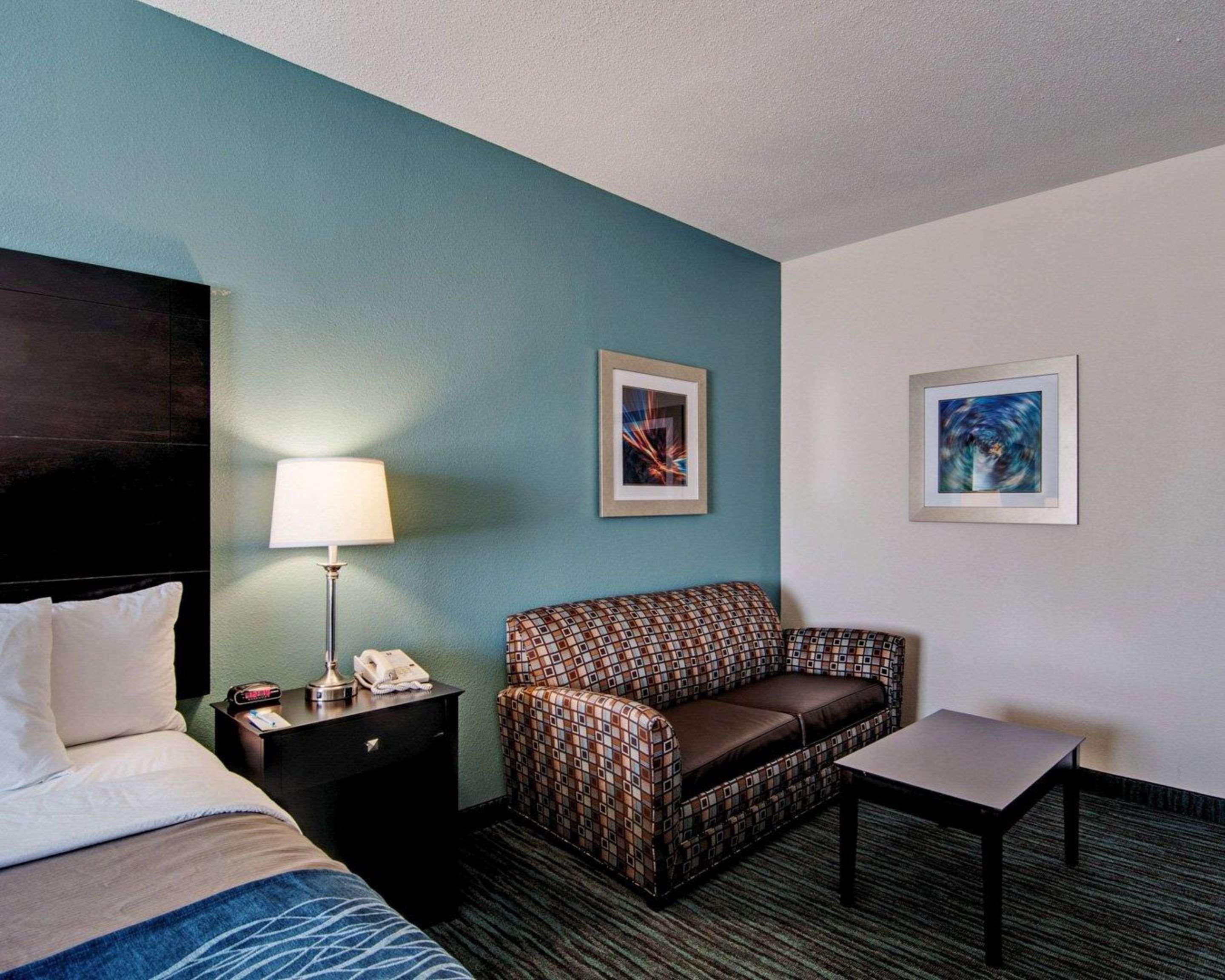 Comfort Inn 3*